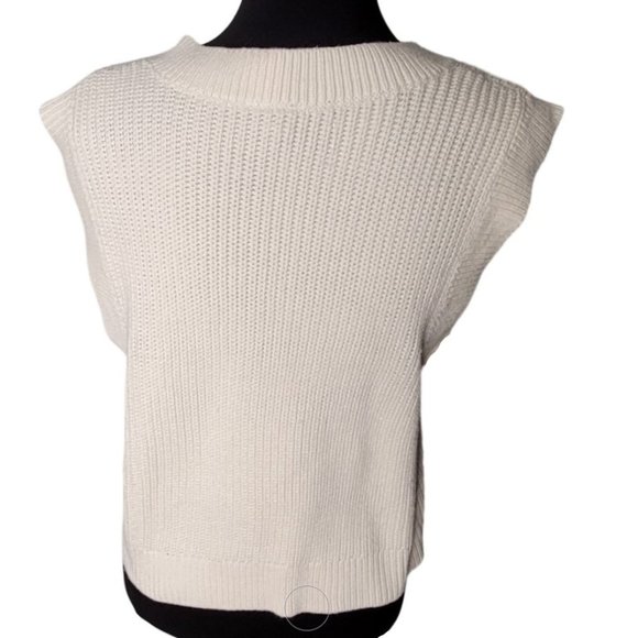 NWOT H&M Divided Cream Rib-Knit Sweater Vest.- Size S - Picture 2 of 5